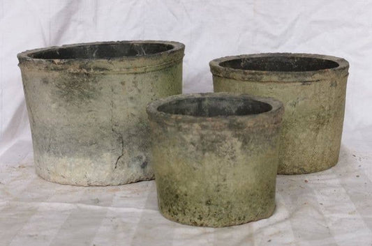 Bexley Terra Cotta Farm Pots, Mossed Blackstone (Case 12)